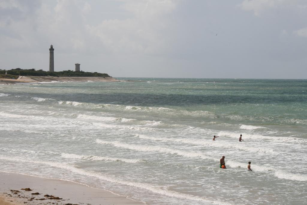 Vvf Residence Ile De Re آر أو رْ المظهر الخارجي الصورة